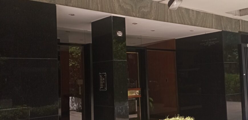 Juramento casi Cramer se vende