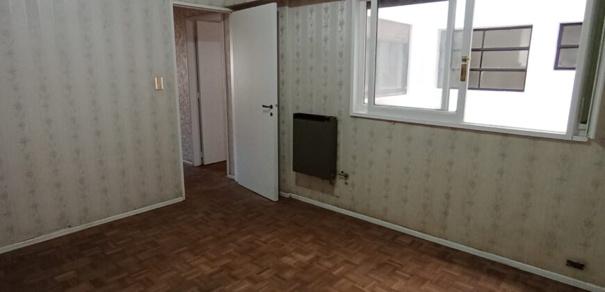 Juramento casi Cramer se vende