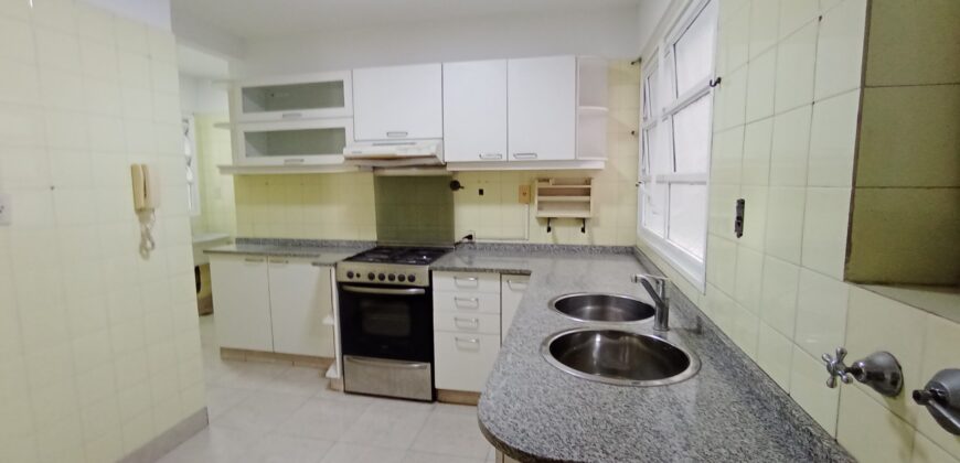 Juramento casi Cramer se vende